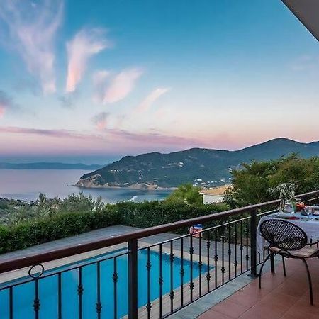 Villa Alegria สโกเปลอสทาวน์ ภายนอก รูปภาพ