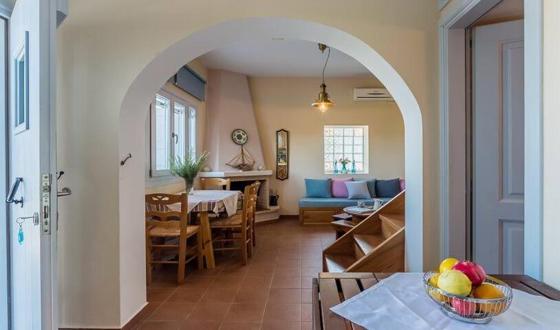 Villa Alegria สโกเปลอสทาวน์ ภายนอก รูปภาพ